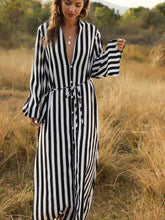 Load image into Gallery viewer, Stylish Women's Big Striped Comfortable Ultra-long Shirt Single-button Edgy Shirt