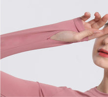 Load image into Gallery viewer, Sports Yoga Wear Women's Loose Slimming Blouse and Quick-drying Sportswear Solid Color Long-sleeved Yoga Wear with Hollow Back