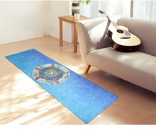 Load image into Gallery viewer, Foldable Machine Washable Lightweight Portable Yoga Mat Sweat-absorbent Non-slip Suede Natural Rubber Printed Yoga Mat Towel