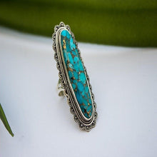 Load image into Gallery viewer, Vintage Look Tibet Alloy Antique Silver Plated Personality Green Oval Turquoise Ring
