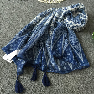 New Vintage Ethnic Silk Scarf Literature and Art Bali Yarn Blue and white porcelain Fringe Scarf Shawl