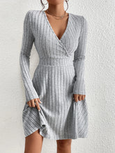 Load image into Gallery viewer, New for autumn/Winter 2024 Women Knit Slim Sexy Bodycon Dress V-Neck Long Sleeve Dress Solid Casual Midi Sweater Dress
