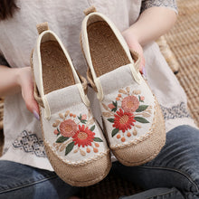 Load image into Gallery viewer, Embroidered Shoes Fisherman Shoes Cart Stitching Cotton and Linen Embroidery Shoes, Anti Slip and Breathable Round Toe Women&#39;s Shoes
