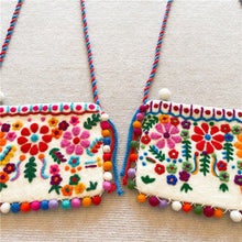 Load image into Gallery viewer, Nepal handmade wool felt floret shoulder bag Messenger bag Mori female mobile phone bag
