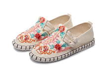 Load image into Gallery viewer, Tibetan Floral Embroidered style Flat Shoes
