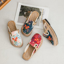 Load image into Gallery viewer, Spring and Summer New Cotton and Linen Slippers Women&#39;s Ethnic Style Hand-sewn Craft Bag Head Flat-bottomed Slippers
