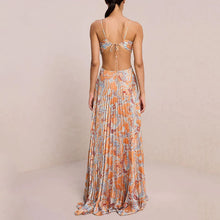 Load image into Gallery viewer, Summer New Print Sexy Hanging Neck High Grade Elegant Backless Pleated Dress
