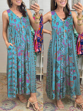 Load image into Gallery viewer, Summer New Women&#39;s Retro Print Loose Sleeveless jumpsuit
