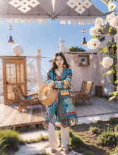 Load image into Gallery viewer, Ethnic Style Knitted Sweater Jacket Top Women&#39;s Autumn Fringed Warm Thickened Loose Medium and Long Cardigan

