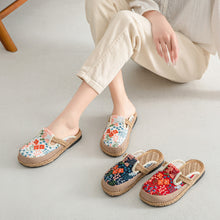 Load image into Gallery viewer, Spring and Summer New Cotton and Linen Slippers Women&#39;s Ethnic Style Hand-sewn Craft Bag Head Flat-bottomed Slippers
