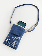Load image into Gallery viewer, Embroidery Flower Bag Women&#39;s Cotton and Linen Cloth Messenger Bag Small Bag Change Bag Close-fitting Mobile Phone Bag Ethnic Style Mobile Phone Bag
