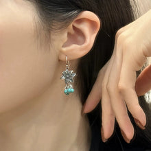 Load image into Gallery viewer, 925 Silver Retro New Tibetan Lotus Fringed Turquoise Earrings Women&#39;s Ethnic Style Old Niche Design High Sense
