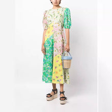 Load image into Gallery viewer, New Printing Fashion Bubble Sleeve Versatile Slim Swing Dress
