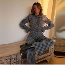 Load image into Gallery viewer, 2024 Spring New Women&#39;s Fashion temperament casual versatile bubble sleeve plaid long jumpsuit
