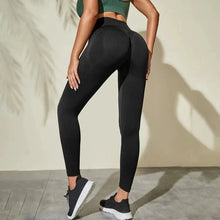 Load image into Gallery viewer, Seamless Yoga Leggings Women High Waisted Fitness Leggings Workout Fashion Push Up Leggings High Stretchy Gym Women Clothing
