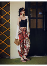 Load image into Gallery viewer, Retro Printed Mosquito Proof Legged Lantern Pants Loose Large Bohemian Beach Pants
