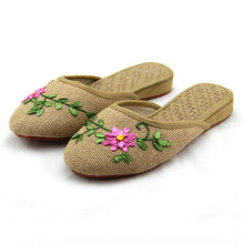 Load image into Gallery viewer, New handmade ribbon embroidered cloth shoes Spring, summer and autumn straw mat slippers Beef tendon bottom flat-heeled indoor slippers
