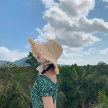 Load image into Gallery viewer, Handmade Hat Women Summer Small Fresh Fold Woven Straw Hat Beach Big Brim Sunscreen Sun Hat
