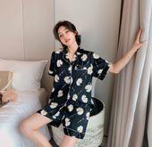 Load image into Gallery viewer, Spring and summer printed short sleeve thin pajamas women's ice silk screen red temperament silk home service suit
