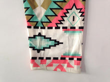 Load image into Gallery viewer, Green Geometric Pattern Christmas Warm Leggings
