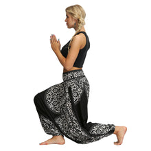 Load image into Gallery viewer, Large Size Loose Lantern Yoga Sweatpants
