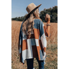 Load image into Gallery viewer, Plaid Crew Neck Sleeve Top
