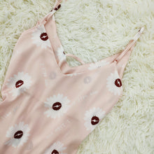 Load image into Gallery viewer, Summer ice silk suit sling shorts small daisy pajamas lovely fresh sweet two sets of home clothes pajamas
