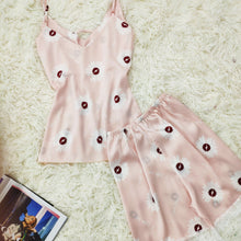 Load image into Gallery viewer, Summer ice silk suit sling shorts small daisy pajamas lovely fresh sweet two sets of home clothes pajamas

