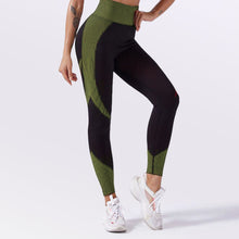Load image into Gallery viewer, GYM Seamless Shark Seamless Sports Fitness Yoga Suit
