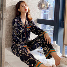 Load image into Gallery viewer, Autumn couple ice silk pajamas women fashion short sleeve suit men Korean leisure silk ladies cardigan home service
