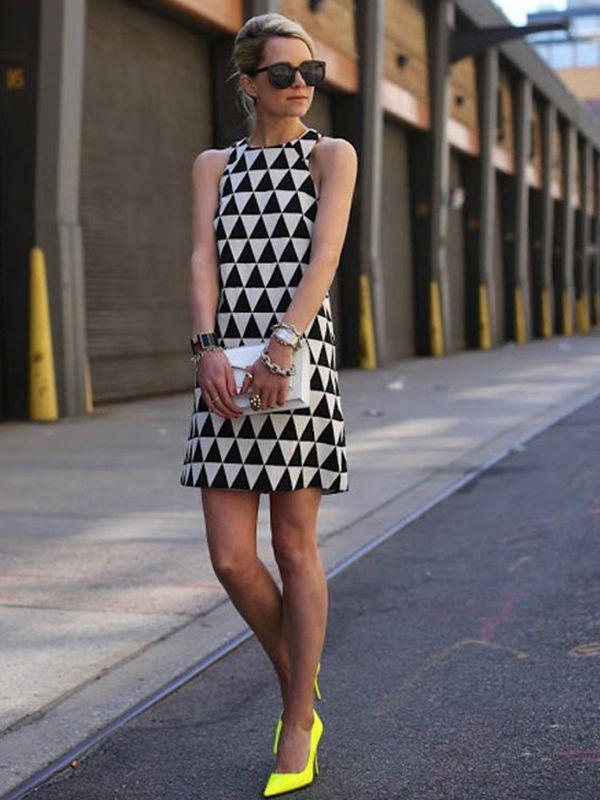 Sexy Sleeveless Triangle Black and White Print Mini Dress