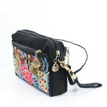 Load image into Gallery viewer, Ethnic embroidery shoulder bag -3
