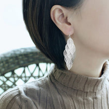Load image into Gallery viewer, S925 silver literary fresh leaf earrings ethnic style ear clips
