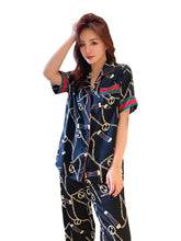 Load image into Gallery viewer, Autumn couple ice silk pajamas women fashion short sleeve suit men Korean leisure silk ladies cardigan home service
