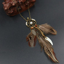 Load image into Gallery viewer, Retro Hollowed  Feather  Tassel Sweater Chain
