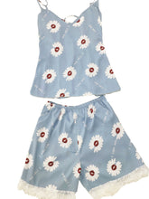 Load image into Gallery viewer, Summer ice silk suit sling shorts small daisy pajamas lovely fresh sweet two sets of home clothes pajamas
