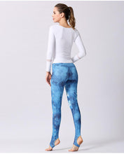 Load image into Gallery viewer, Stylish Yoga Clothes Printed Yoga Pants Women&#39;s Tight High Waist Hip Lifting and Foot Stepping Pants Sports Fitness Pants
