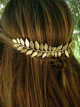 Load image into Gallery viewer, Vintage Hair Accessories Clips Blonde Leaves Comb Headwear
