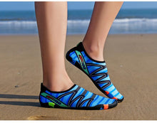 Load image into Gallery viewer, Swimming diving shoes upstream shoes water shoes diving beach shoes lovers Yoga women&#39;s shoes
