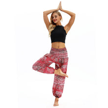 Load image into Gallery viewer, Belly dance sports loose wide-legged pants travel yoga pants casual lantern pants.
