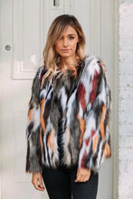 Load image into Gallery viewer, Autumn Winter New Short Imitation Fox Fur Coat
