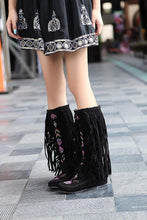 Load image into Gallery viewer, Spring and Autumn Women s Boots New Fashion Ethnic Fashion Casual Fringed Boots with flat-bottomed boots
