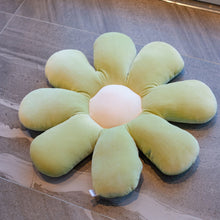 Load image into Gallery viewer, Daisy Plush Pillow Flower Toy Plant Stuffed Doll For Kids Girls Gifts Soft Sofa Cushion Tatami Floor Pillows Home Decor 3 Sizes
