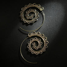 Load image into Gallery viewer, Retro Alloy Heliciform Hollow Earrings
