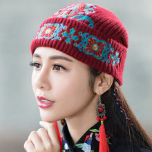 Load image into Gallery viewer, New Autumn and Winter New Ethnic Style Ladies Embroidered Wool Hat Warm Hat Knitted Hat Old Hat
