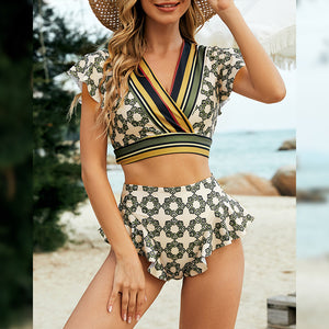 Split bikini two-piece set of sexy triangle ruffles, backless strappy V-neck swimsuit