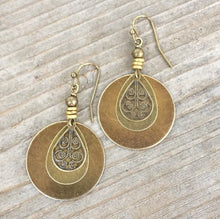 Load image into Gallery viewer, Bohemian vintage ethnic style cotton and linen women&#39;s assembly jewelry new old bronze circle carved earrings
