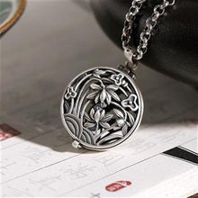 Load image into Gallery viewer, Platinum Plated Pendant Ga Wu Box for Women's Hollow Lotus Vintage Personalized Fragrant Bag,  Collar Chain, Sweater Chain, Hanging Decoration
