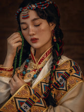 Load image into Gallery viewer, Tibetan style retro ethnic style forehead decoration exotic style forehead chain.headwear
