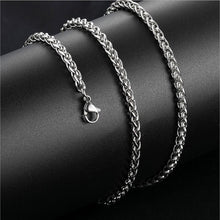 Load image into Gallery viewer, silver decorative relief six-character mantra Leng mantra men&#39;s and women&#39;s pendant vintage Thai silver can open gawu box necklace
